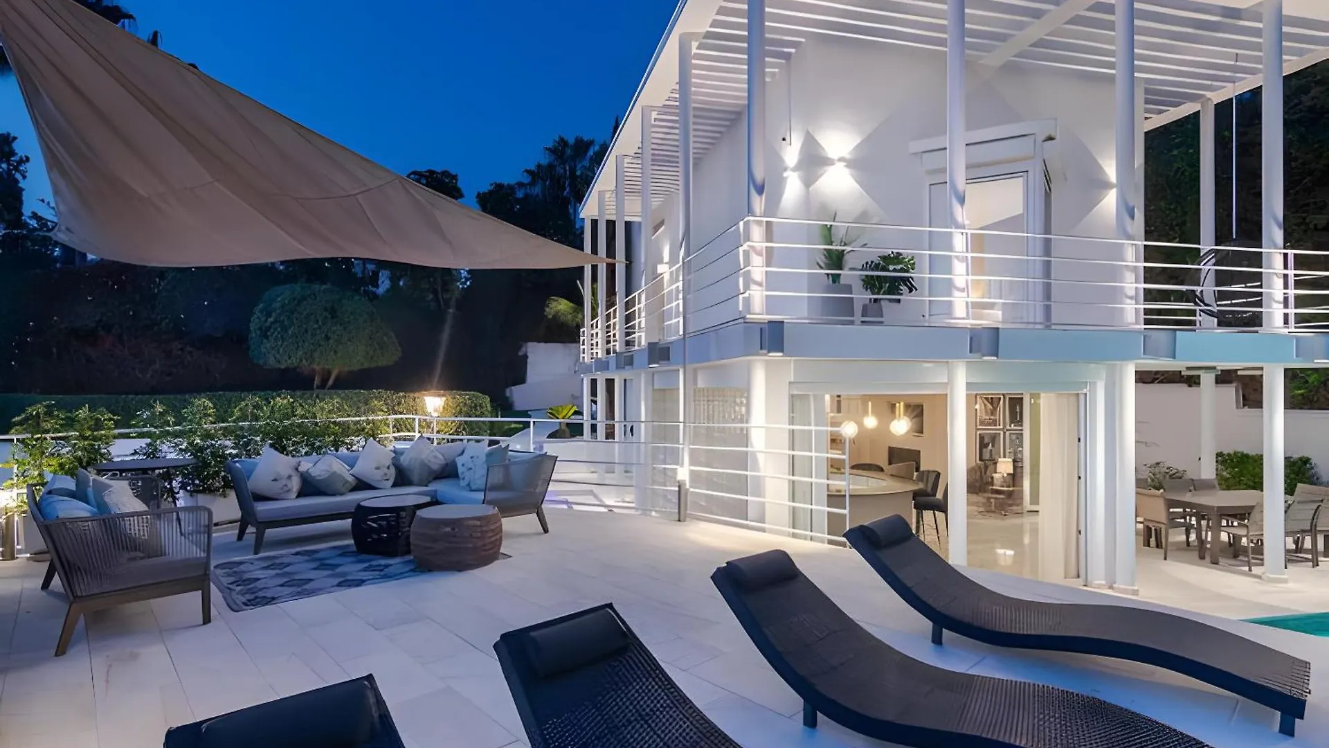 Villa Casa Blanca ماربيا